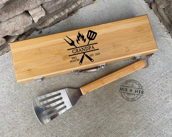 Custom Father's Day Grill Set | Father's Day Gifts | Grilling and Tools | Personalized Gifts For Him | Best Flippin Dad | Grandfather Gift
